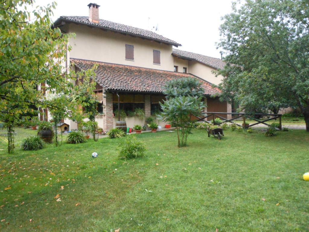 Locanda Del Molino Vecchio Magliano Alfieri الغرفة الصورة