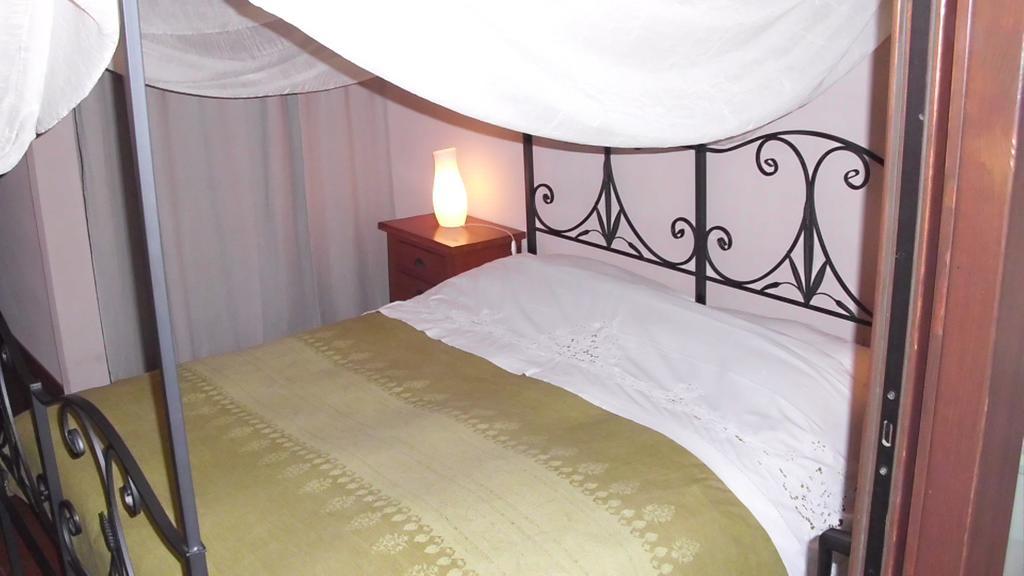 Locanda Del Molino Vecchio Magliano Alfieri الغرفة الصورة